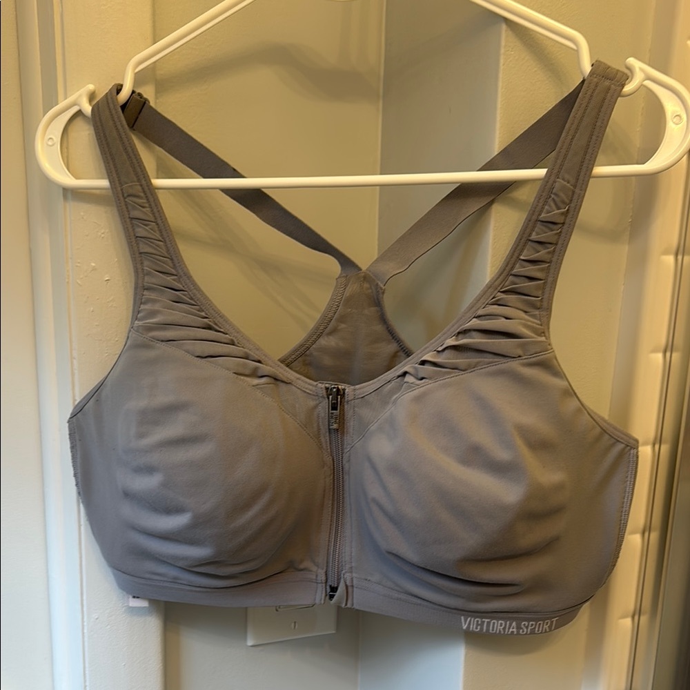Victoria's Secret  Sports Bra with Adjustable Straps and Underwire Support